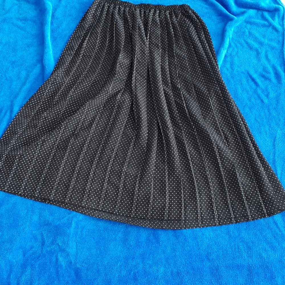 Black polka dot skirt